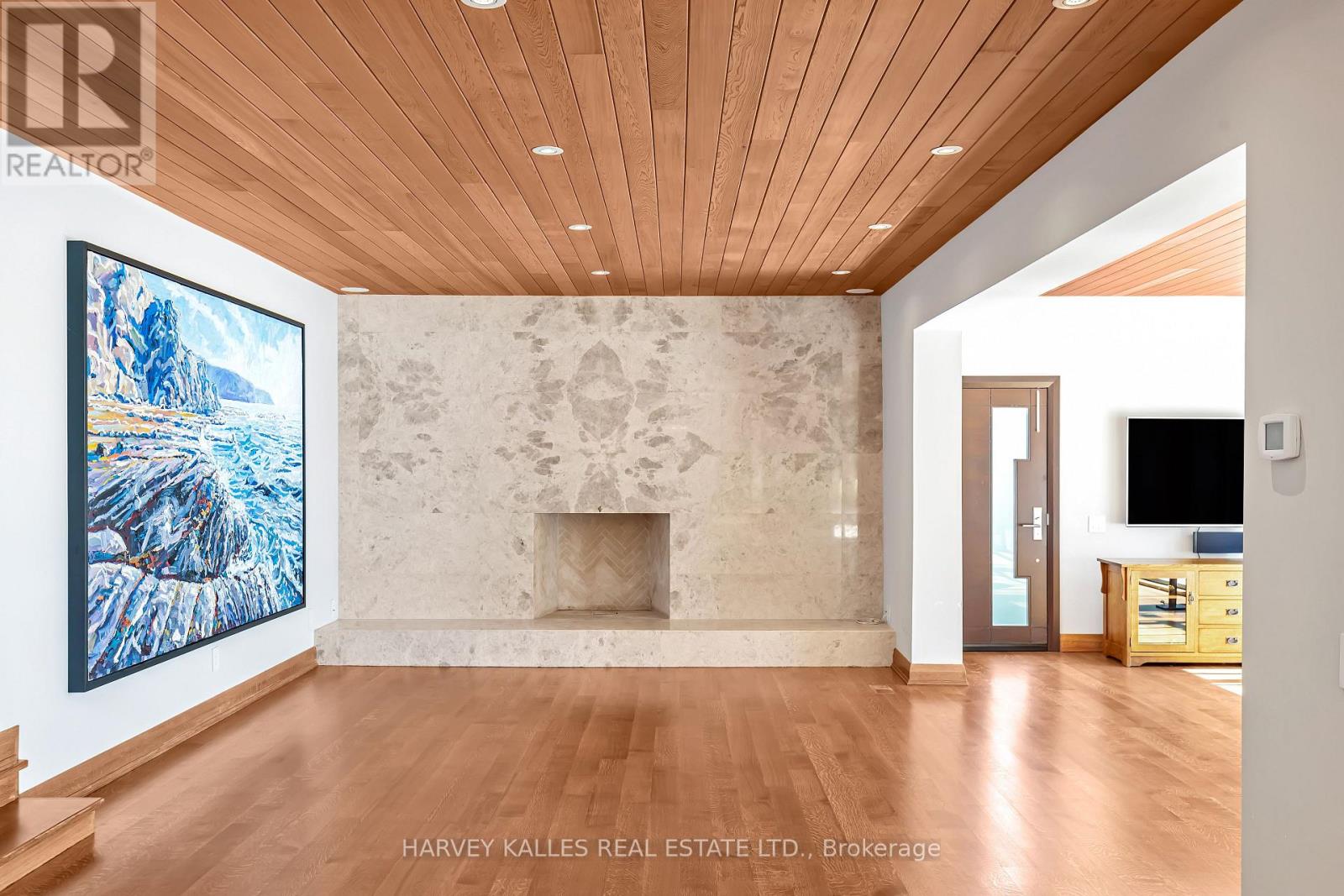 90 Oaklands Park Court, Burlington, Ontario  L7T 4G9 - Photo 4 - W12545674