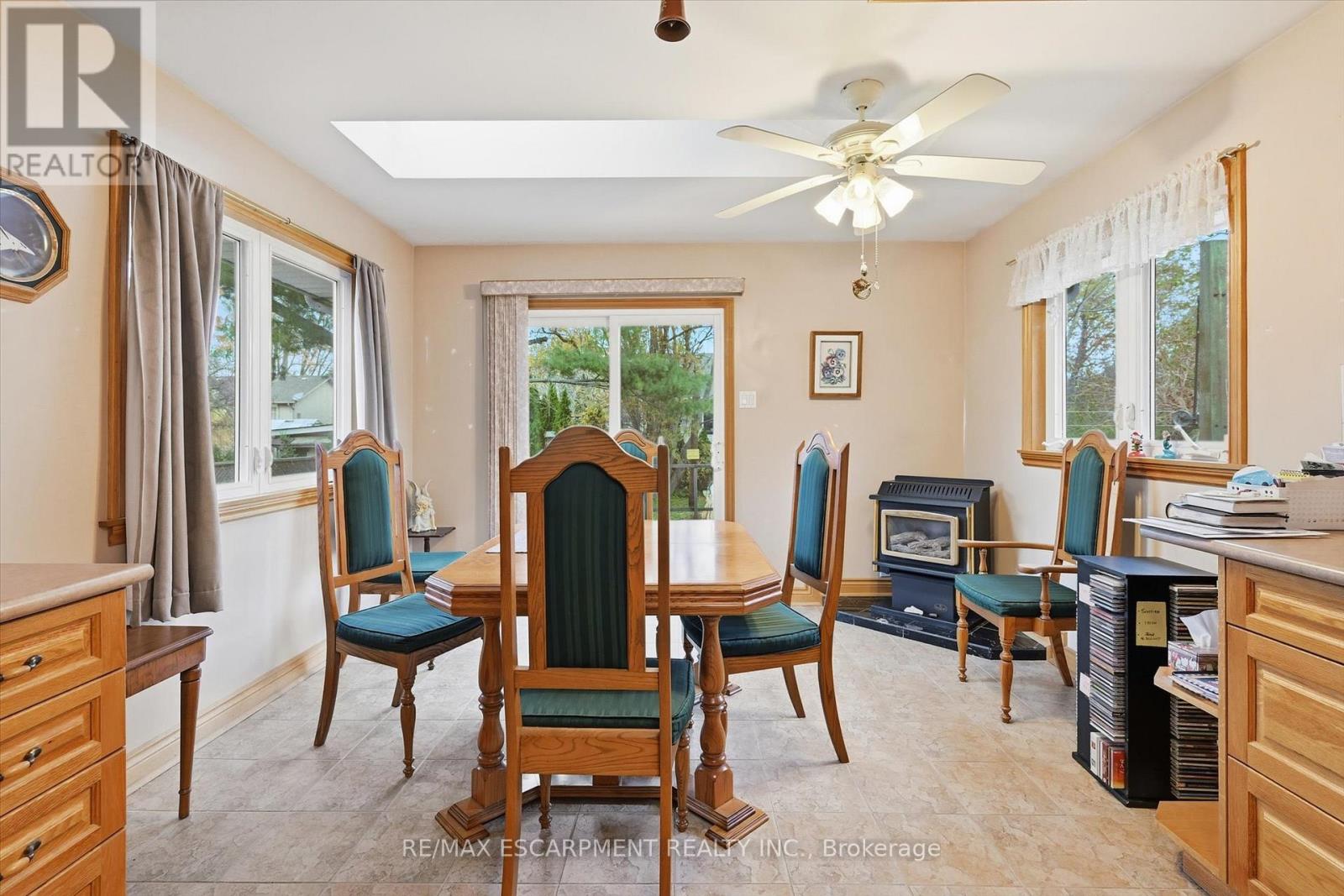 237 Mohawk Road, Oakville, Ontario  L6L 2Z1 - Photo 14 - W12545692