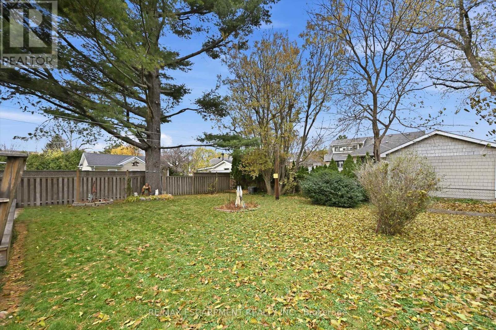 237 Mohawk Road, Oakville, Ontario  L6L 2Z1 - Photo 37 - W12545692