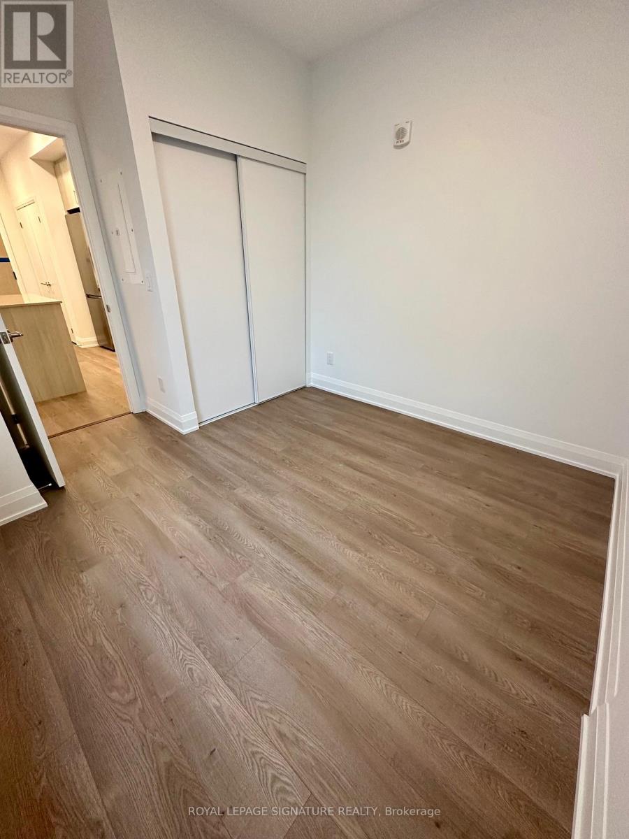 501 - 3250 Carding Mill Trail, Oakville, Ontario  L6M 1L3 - Photo 10 - W12545696