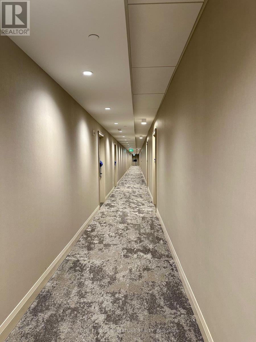 501 - 3250 Carding Mill Trail, Oakville, Ontario  L6M 1L3 - Photo 2 - W12545696