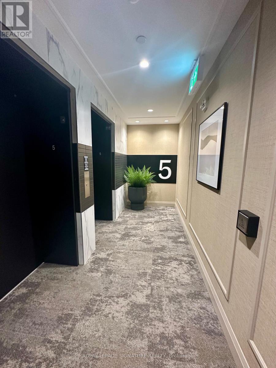 501 - 3250 Carding Mill Trail, Oakville, Ontario  L6M 1L3 - Photo 3 - W12545696