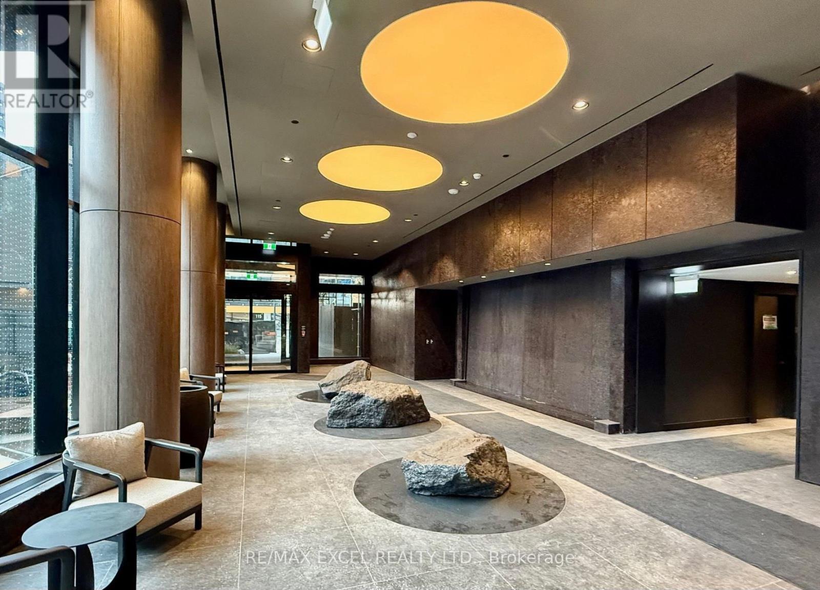 1307 - 120 Broadway Avenue, Toronto, Ontario  M4P 0E9 - Photo 11 - C12544484