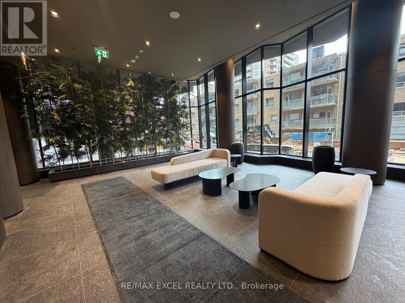 1307 - 120 Broadway Avenue, Toronto, Ontario  M4P 0E9 - Photo 10 - C12544484