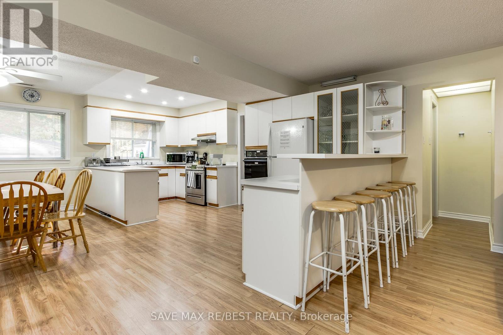 910 Concession Rd 17 W, Penetanguishene, Ontario  L9M 1R3 - Photo 8 - S12538150