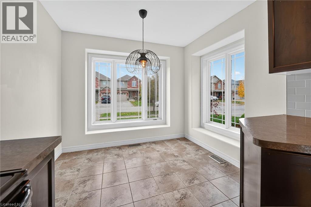 4471 Comfort Crescent, Beamsville, Ontario  L3J 1M2 - Photo 7 - 40788257