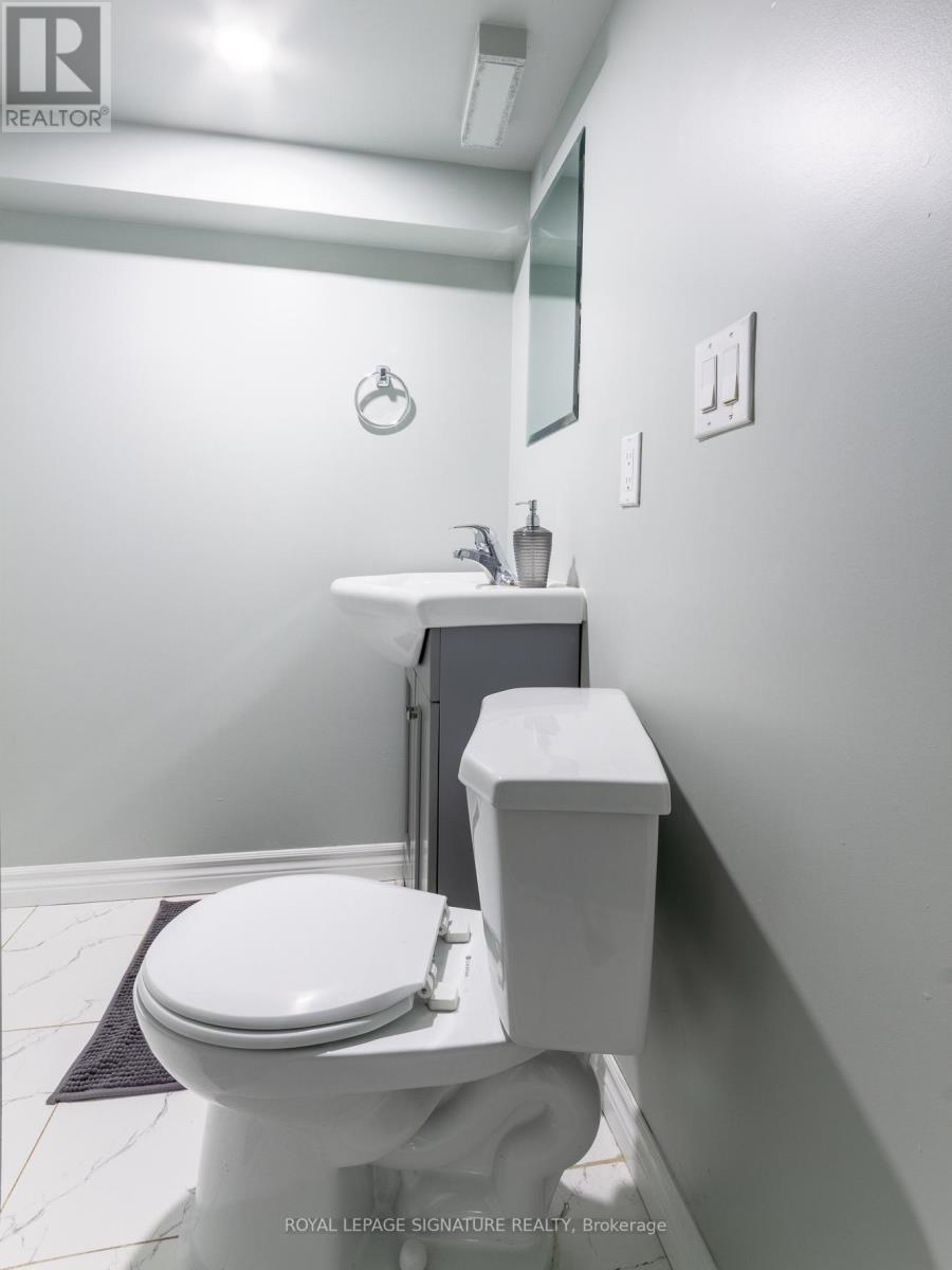 66 Niagara Road, Kitchener, Ontario  N2B 1T2 - Photo 35 - X12435431