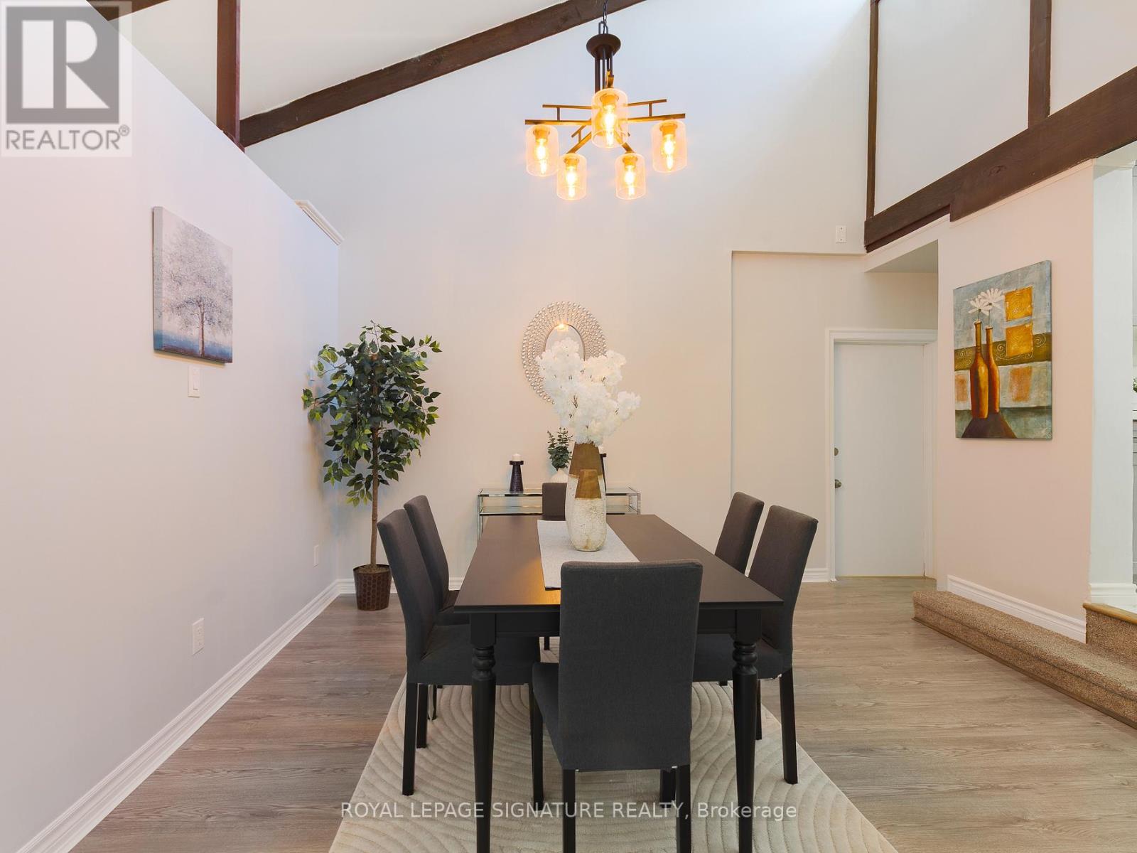 66 Niagara Road, Kitchener, Ontario  N2B 1T2 - Photo 2 - X12435431