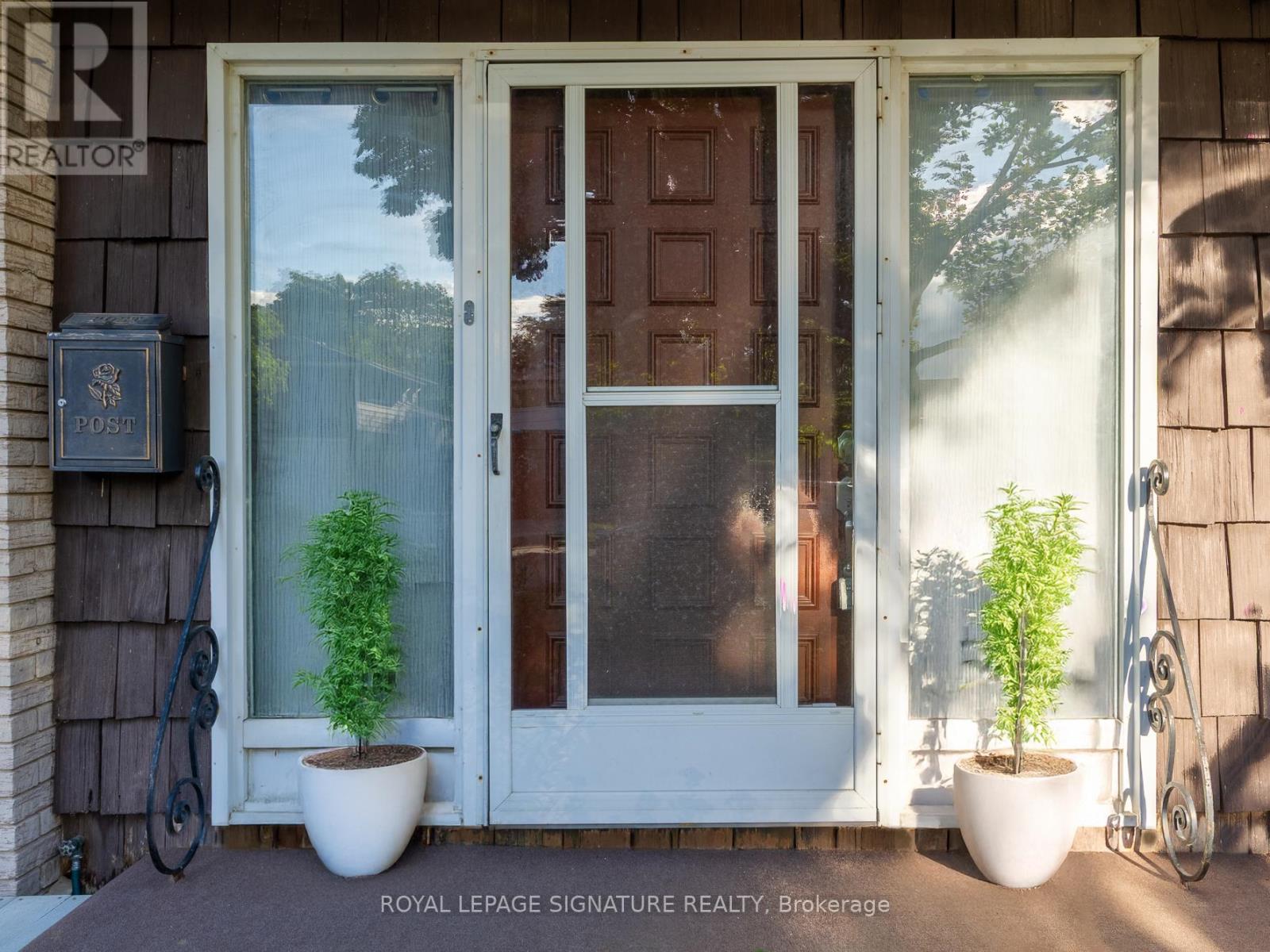 66 Niagara Road, Kitchener, Ontario  N2B 1T2 - Photo 4 - X12435431