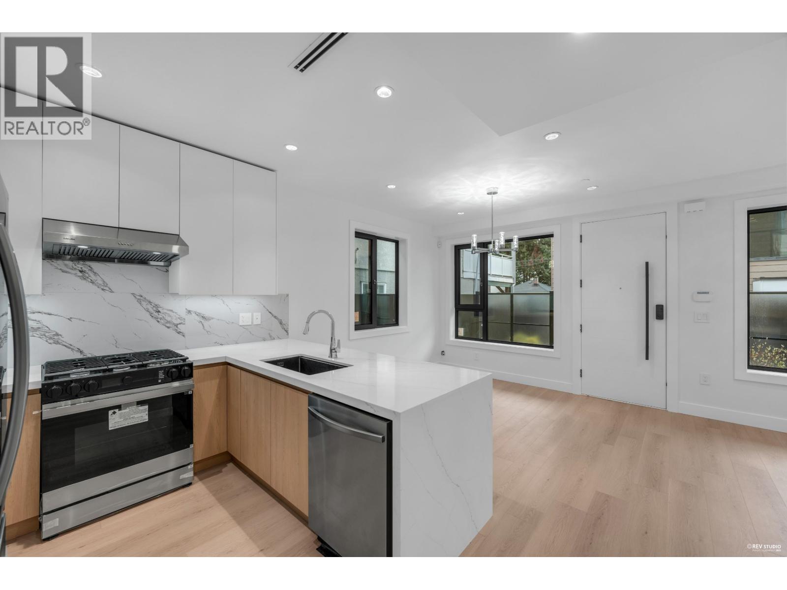 2 262 E 65th Avenue, Vancouver, British Columbia  V5X 2P4 - Photo 5 - R3065510