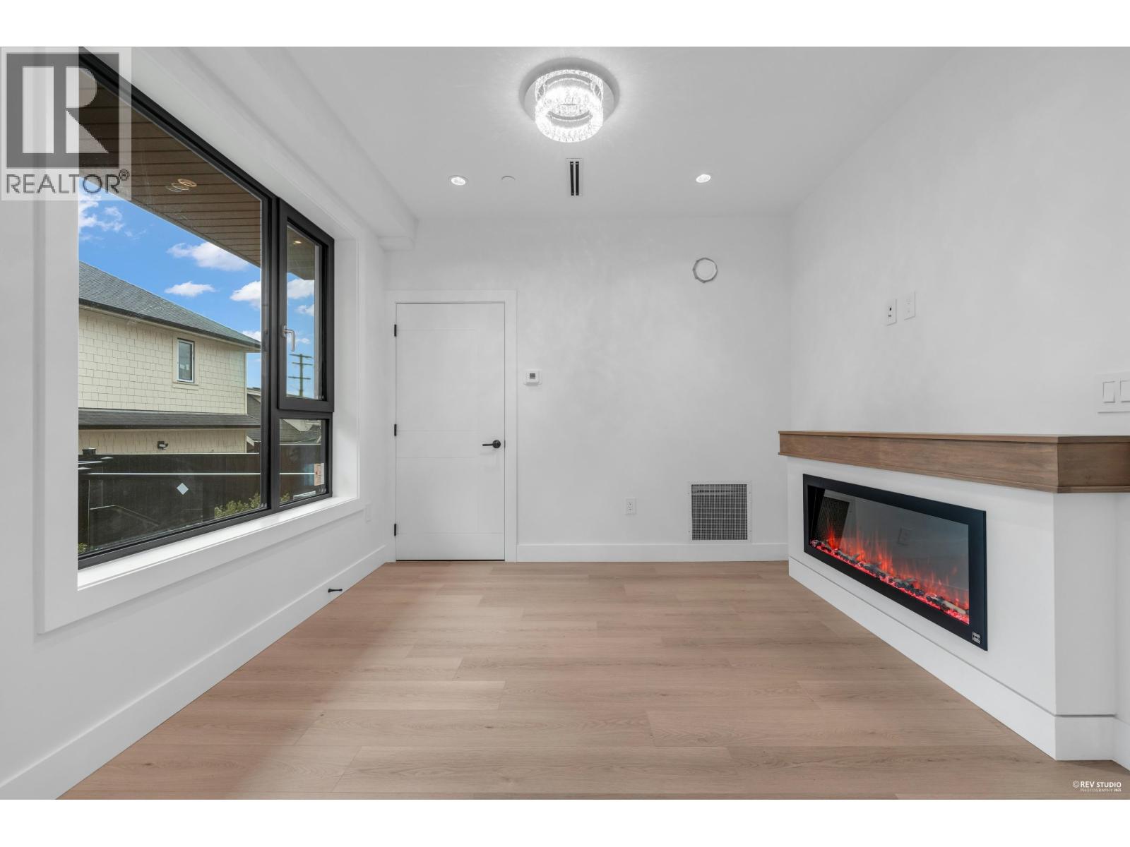 2 262 E 65th Avenue, Vancouver, British Columbia  V5X 2P4 - Photo 9 - R3065510