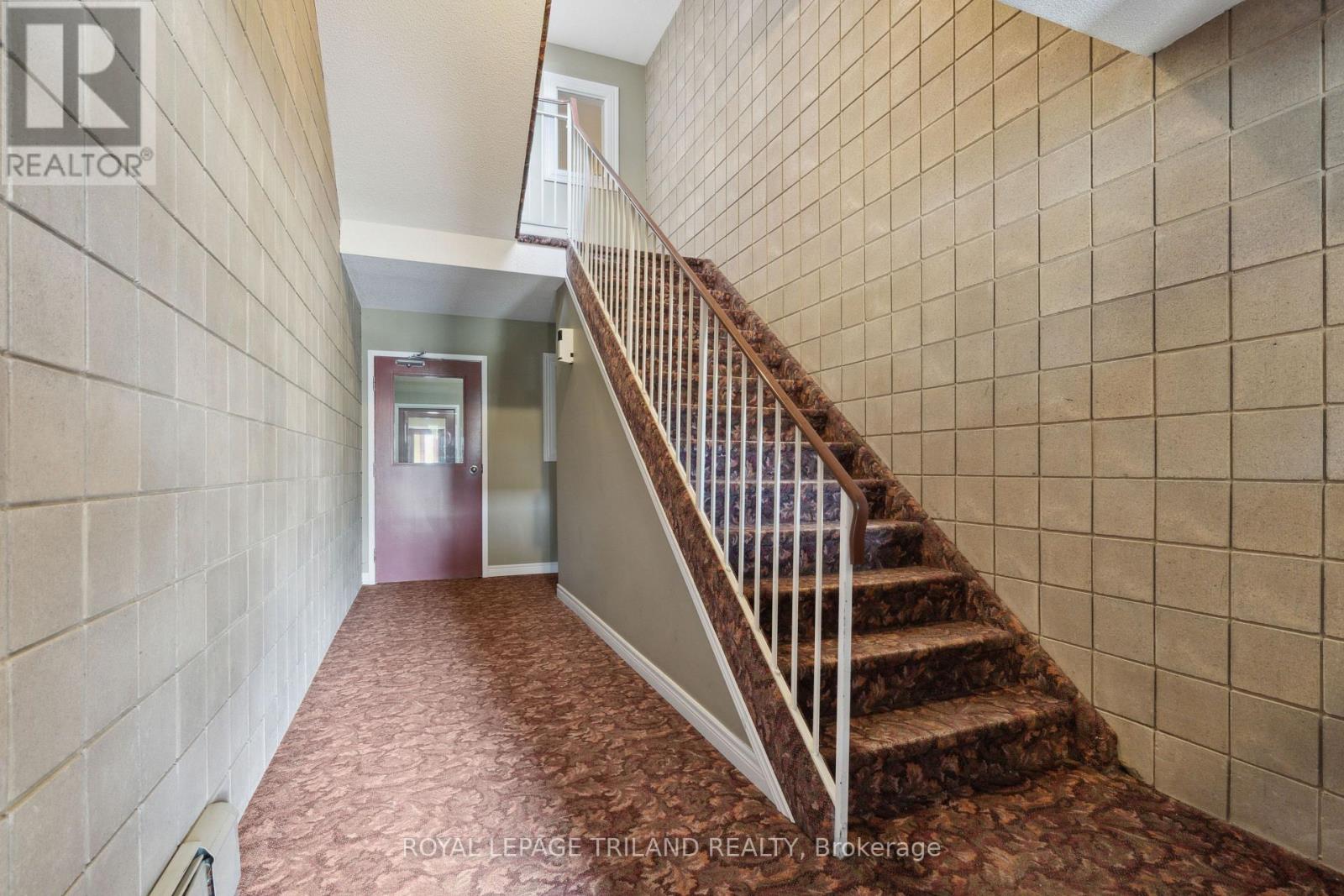 70 Stokes Road, St. Thomas, Ontario N5R 6A9 - Photo 33 - X12545818