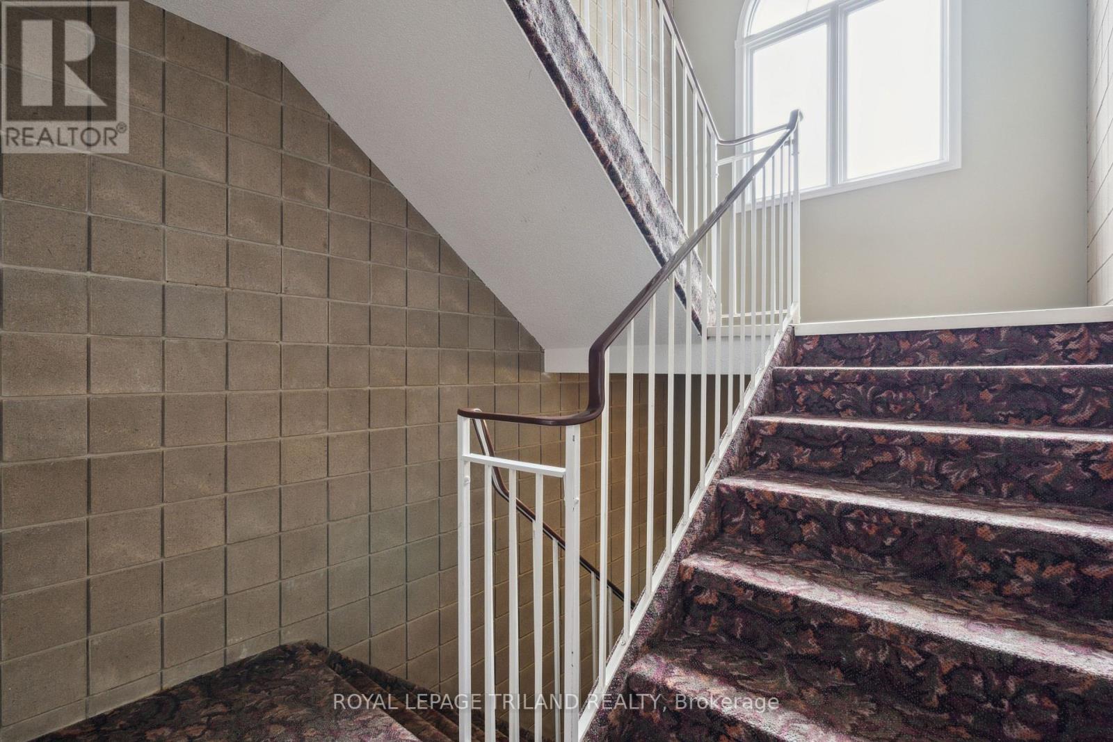 70 Stokes Road, St. Thomas, Ontario N5R 6A9 - Photo 35 - X12545818