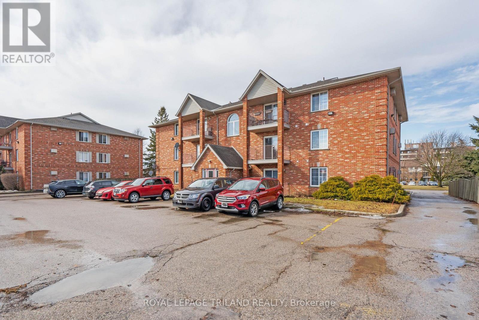 70 Stokes Road, St. Thomas, Ontario N5R 6A9 - Photo 4 - X12545818