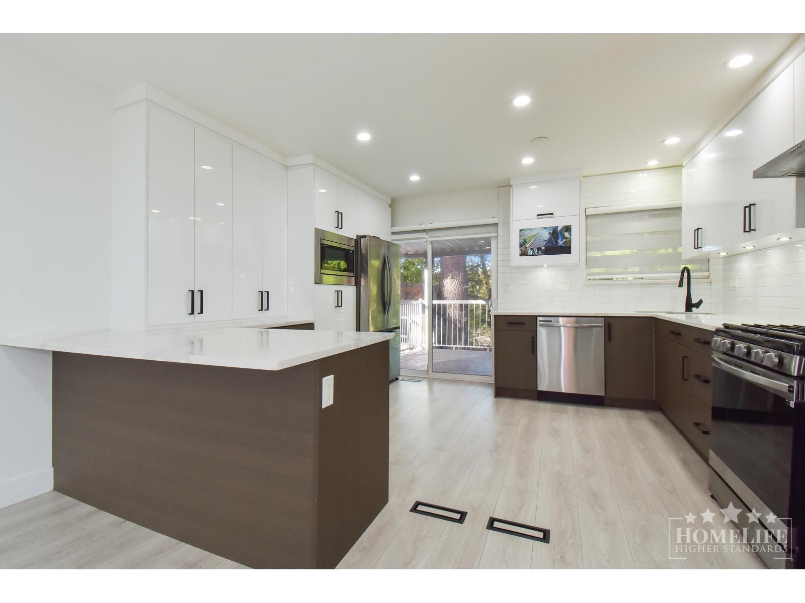 13975 80b Avenue, Surrey, British Columbia  V3W 6P7 - Photo 6 - R3067491