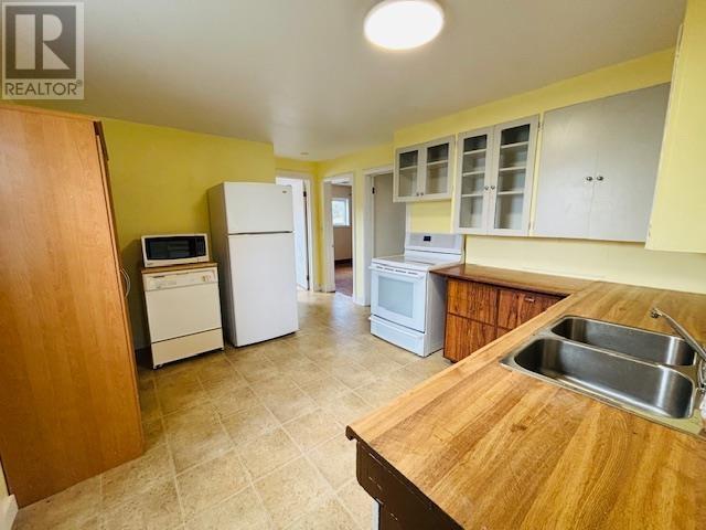 413 River St, Kenora, Ontario  P0X 1C0 - Photo 11 - TB253236