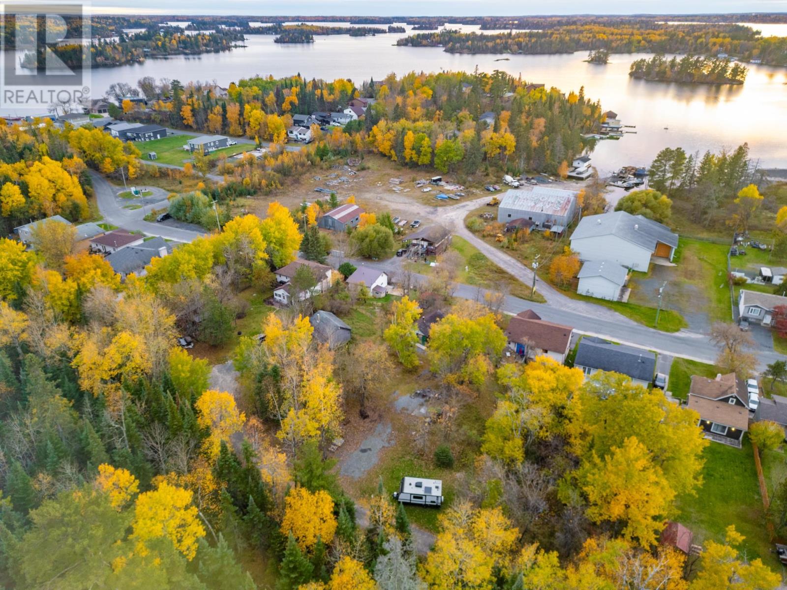 875 & 869 Fourth Avenue South, Kenora, Ontario  P9N 1Z9 - Photo 2 - TB253249