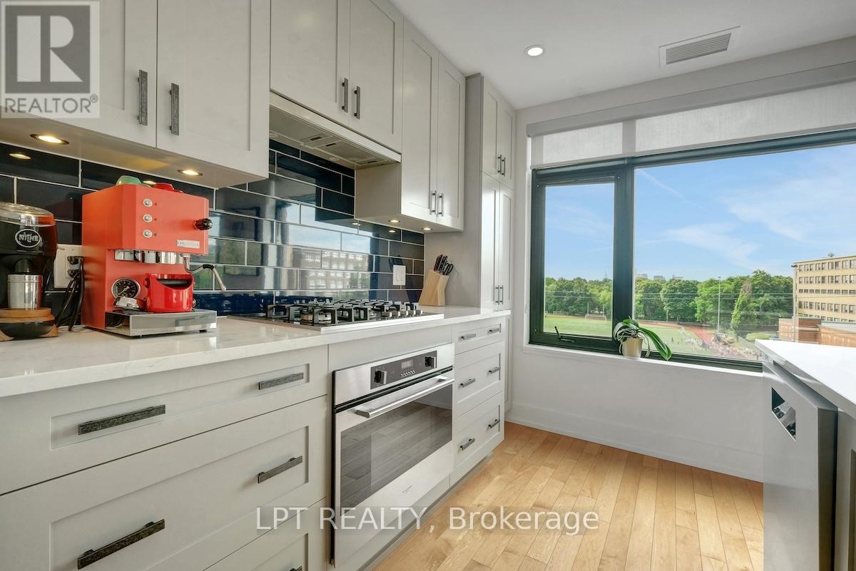 504 - 60 Springhurst Avenue, Ottawa, Ontario K1S 5V7 - Photo 5 - X12545858