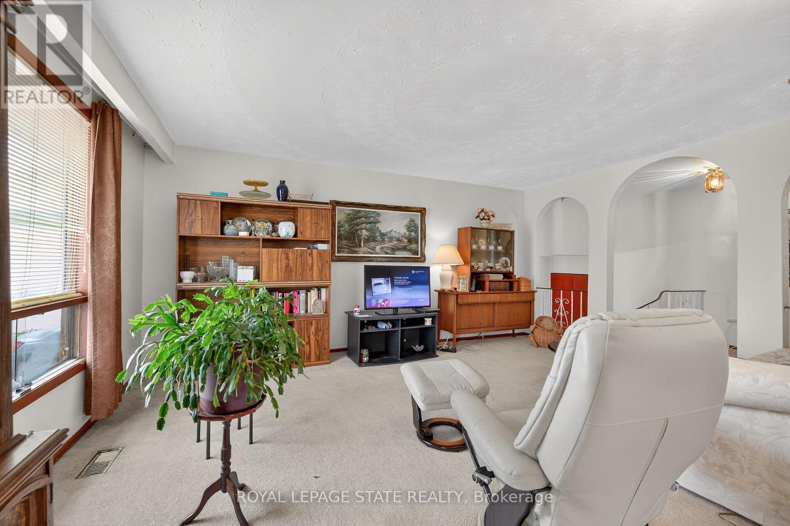 332 King Street E, Hamilton, Ontario  L8G 1M4 - Photo 14 - X12545546