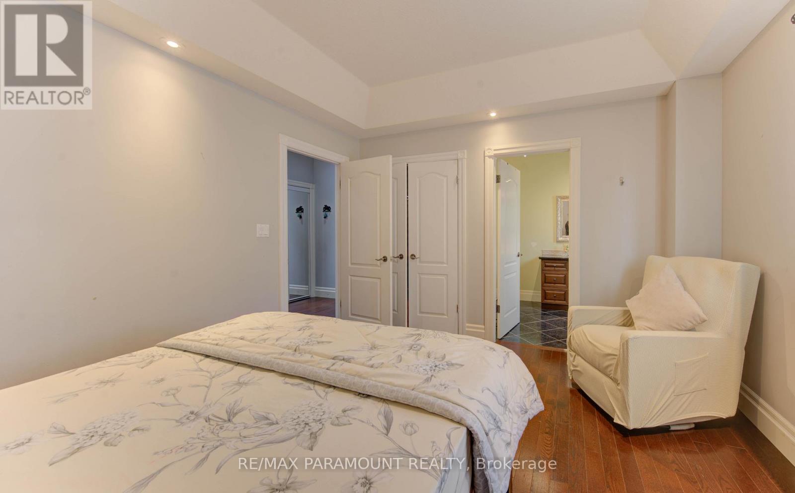 7 Mariposa Court, Kitchener, Ontario  N2E 4A9 - Photo 23 - X12545624