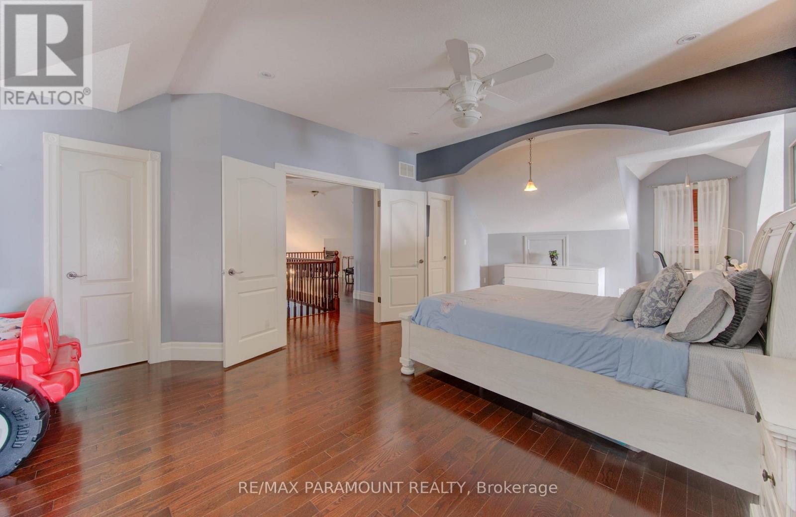 7 Mariposa Court, Kitchener, Ontario  N2E 4A9 - Photo 26 - X12545624