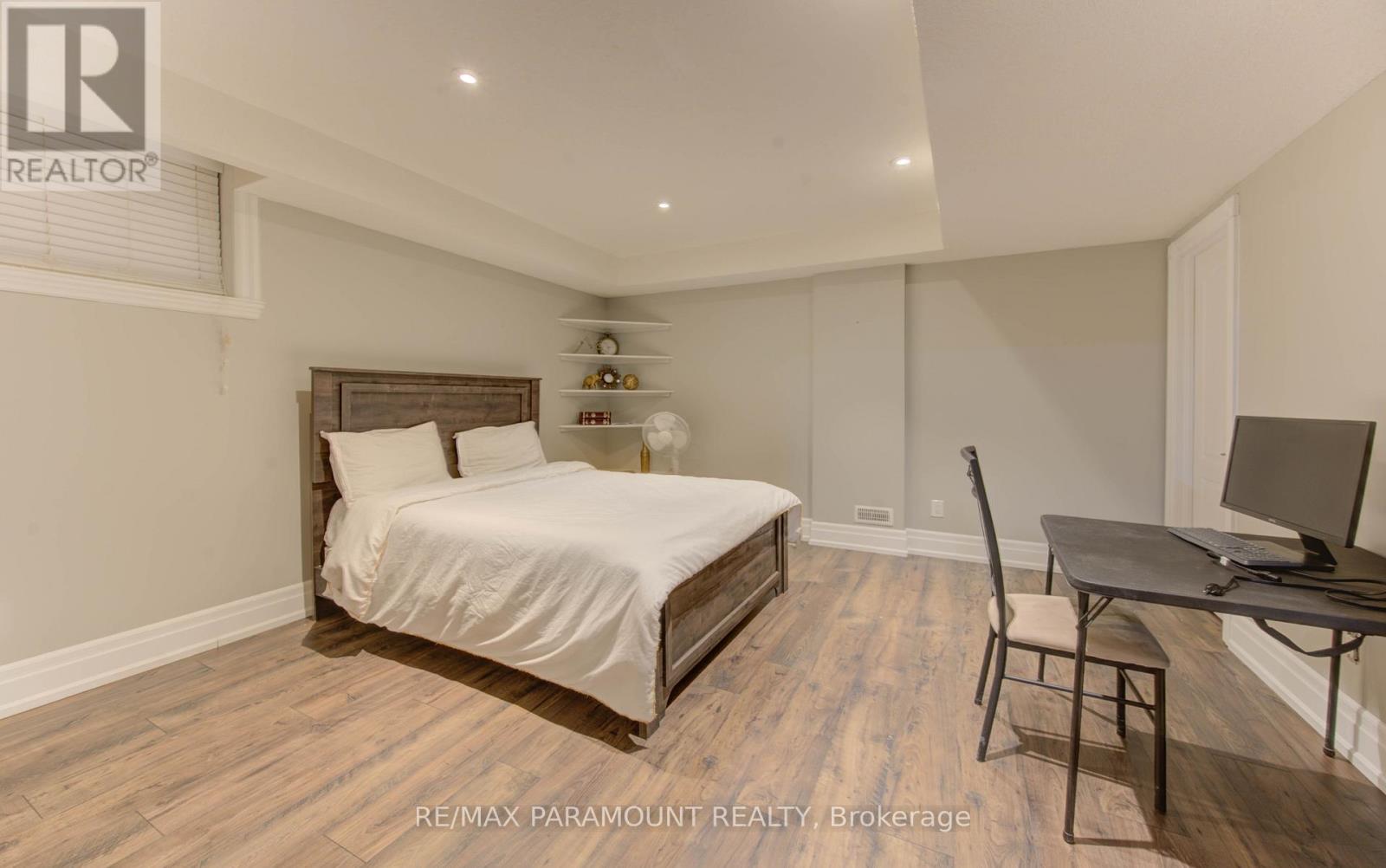 7 Mariposa Court, Kitchener, Ontario  N2E 4A9 - Photo 39 - X12545624