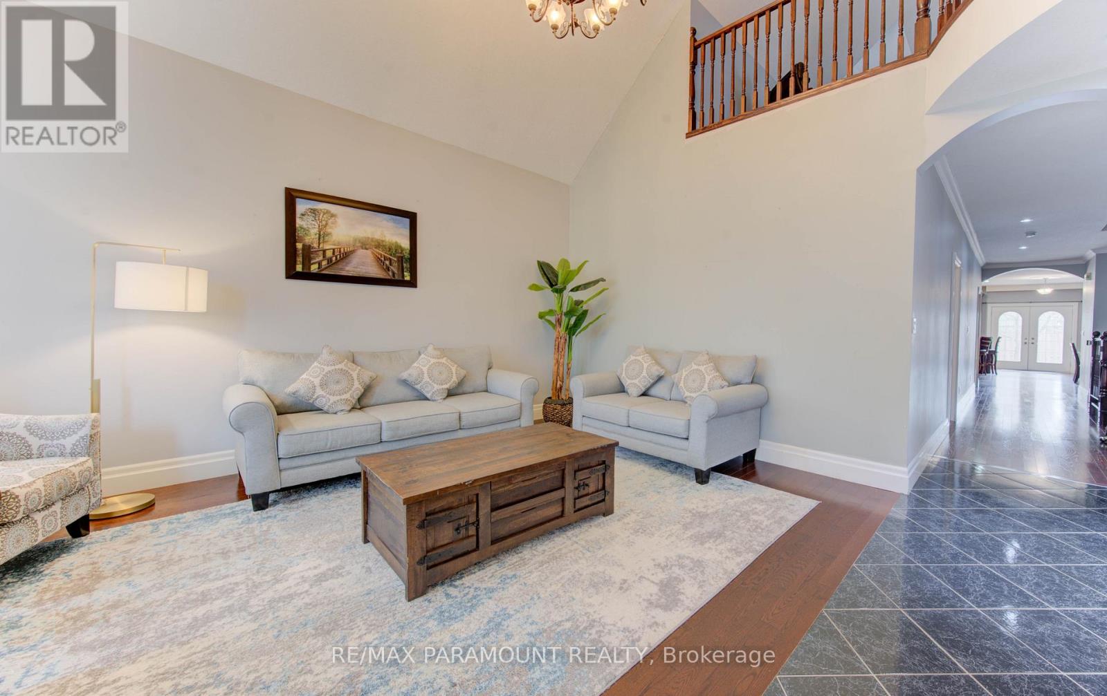 7 Mariposa Court, Kitchener, Ontario  N2E 4A9 - Photo 5 - X12545624