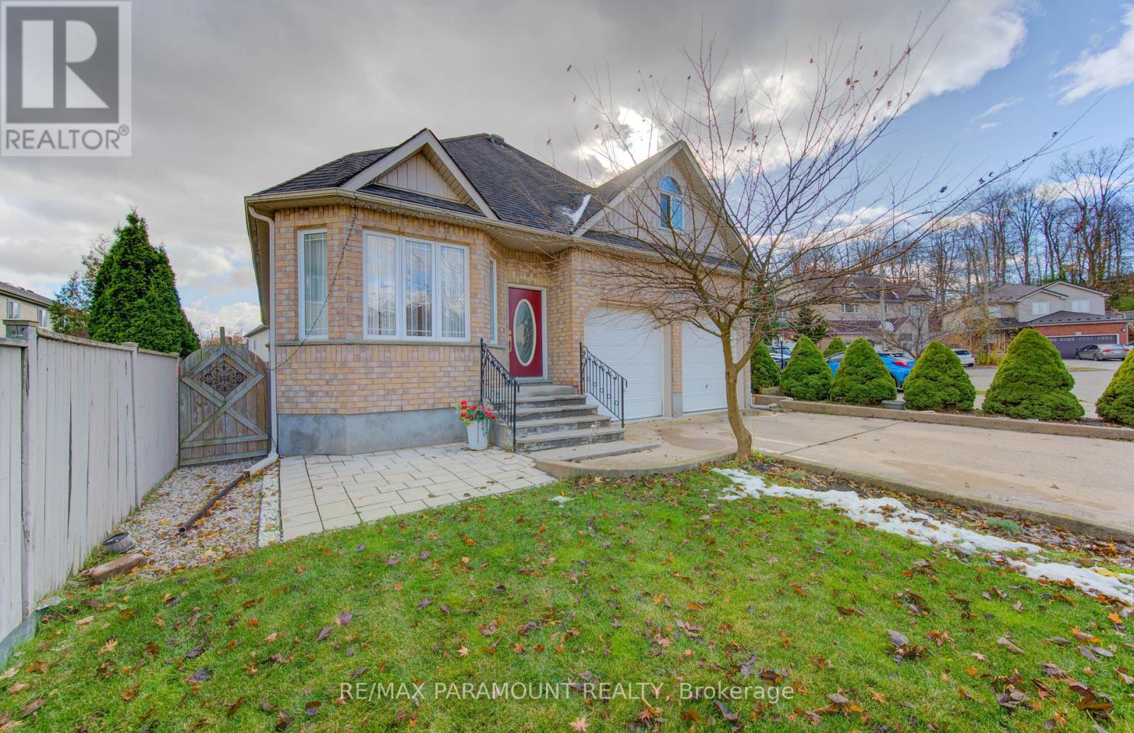 7 Mariposa Court, Kitchener, Ontario  N2E 4A9 - Photo 50 - X12545624