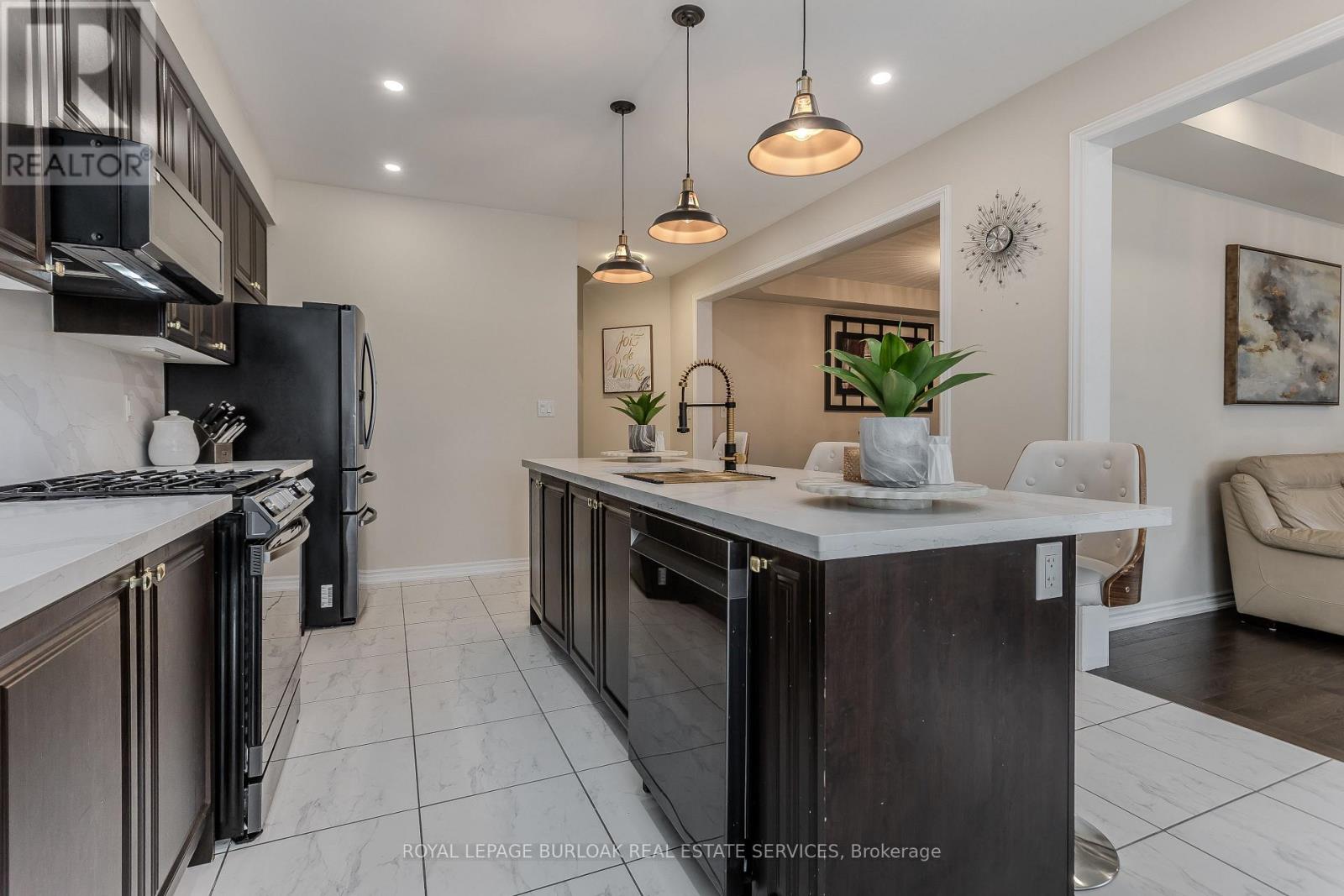 39 Mcwatters Street, Hamilton, Ontario  L0R 1C0 - Photo 12 - X12545708