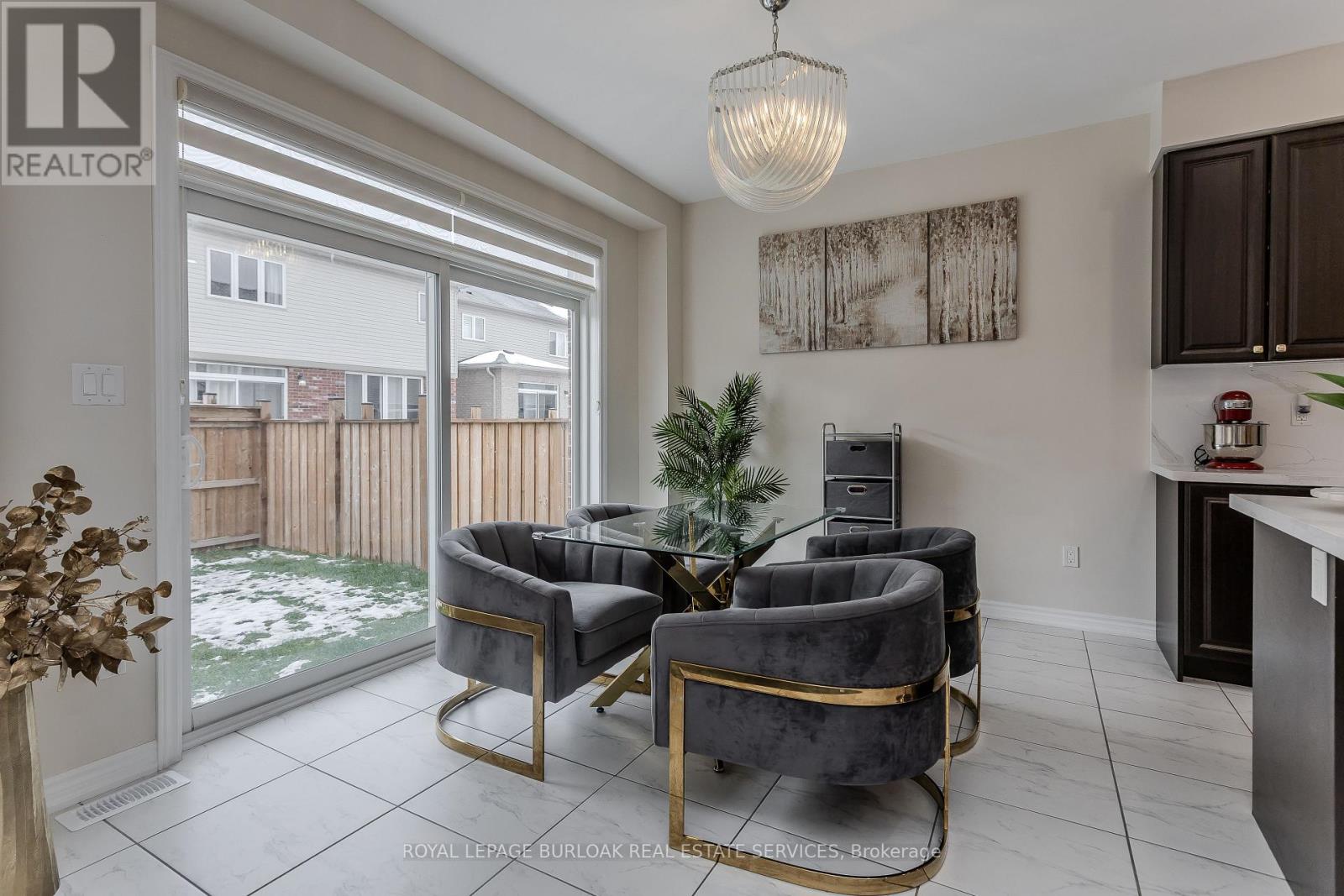 39 Mcwatters Street, Hamilton, Ontario  L0R 1C0 - Photo 15 - X12545708