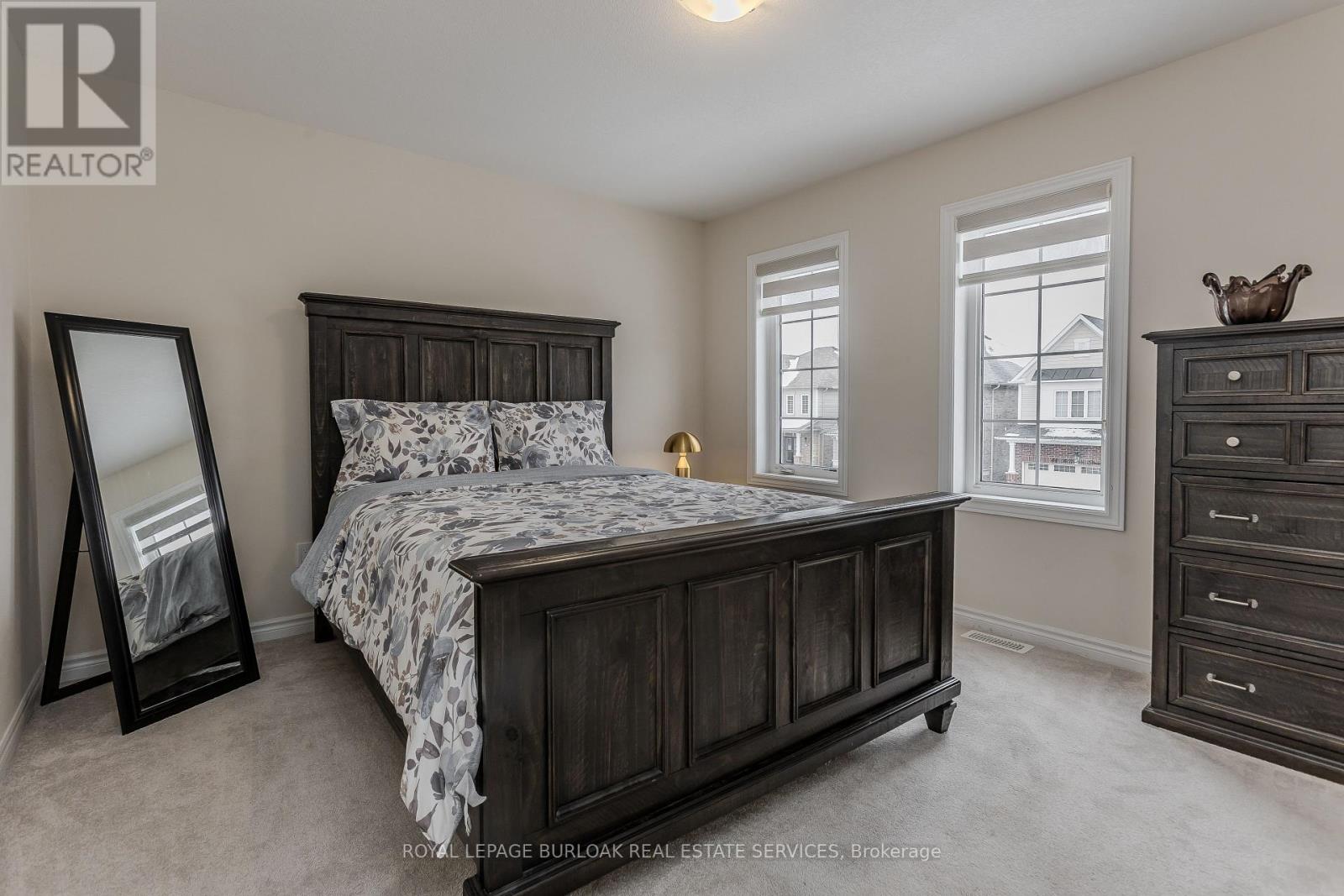 39 Mcwatters Street, Hamilton, Ontario  L0R 1C0 - Photo 30 - X12545708