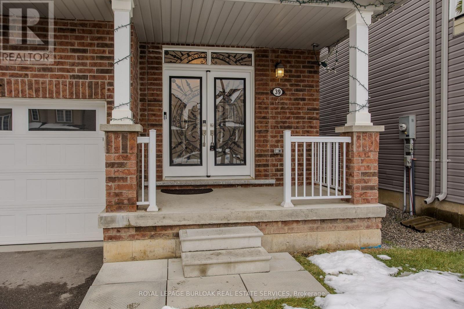 39 Mcwatters Street, Hamilton, Ontario  L0R 1C0 - Photo 4 - X12545708