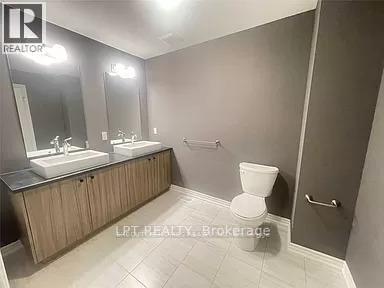 24 Bradley Avenue, Welland, Ontario  L3B 0K1 - Photo 11 - X12545710