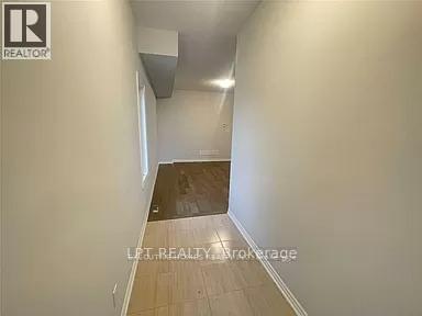 24 Bradley Avenue, Welland, Ontario  L3B 0K1 - Photo 12 - X12545710