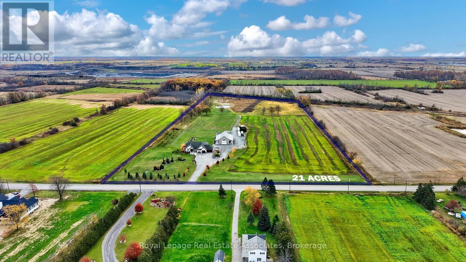 1130 Ridge Road, Hamilton, Ontario  L8J 2X5 - Photo 2 - X12545718