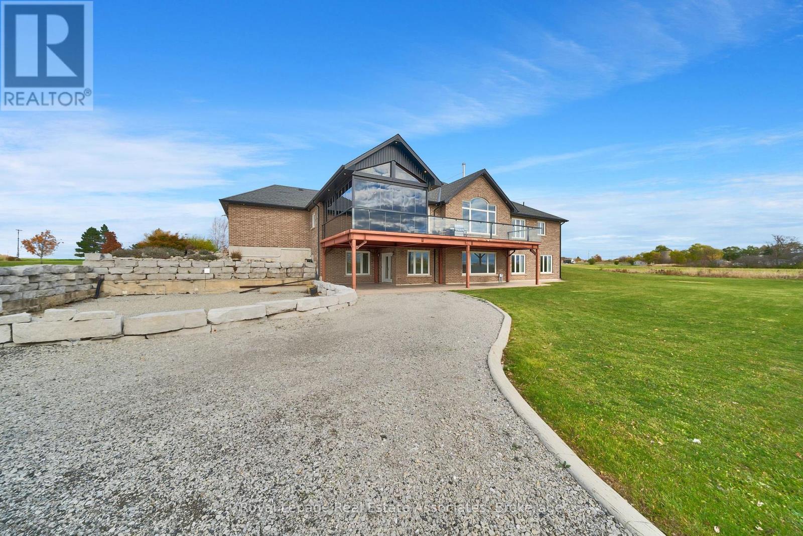 1130 Ridge Road, Hamilton, Ontario  L8J 2X5 - Photo 42 - X12545718