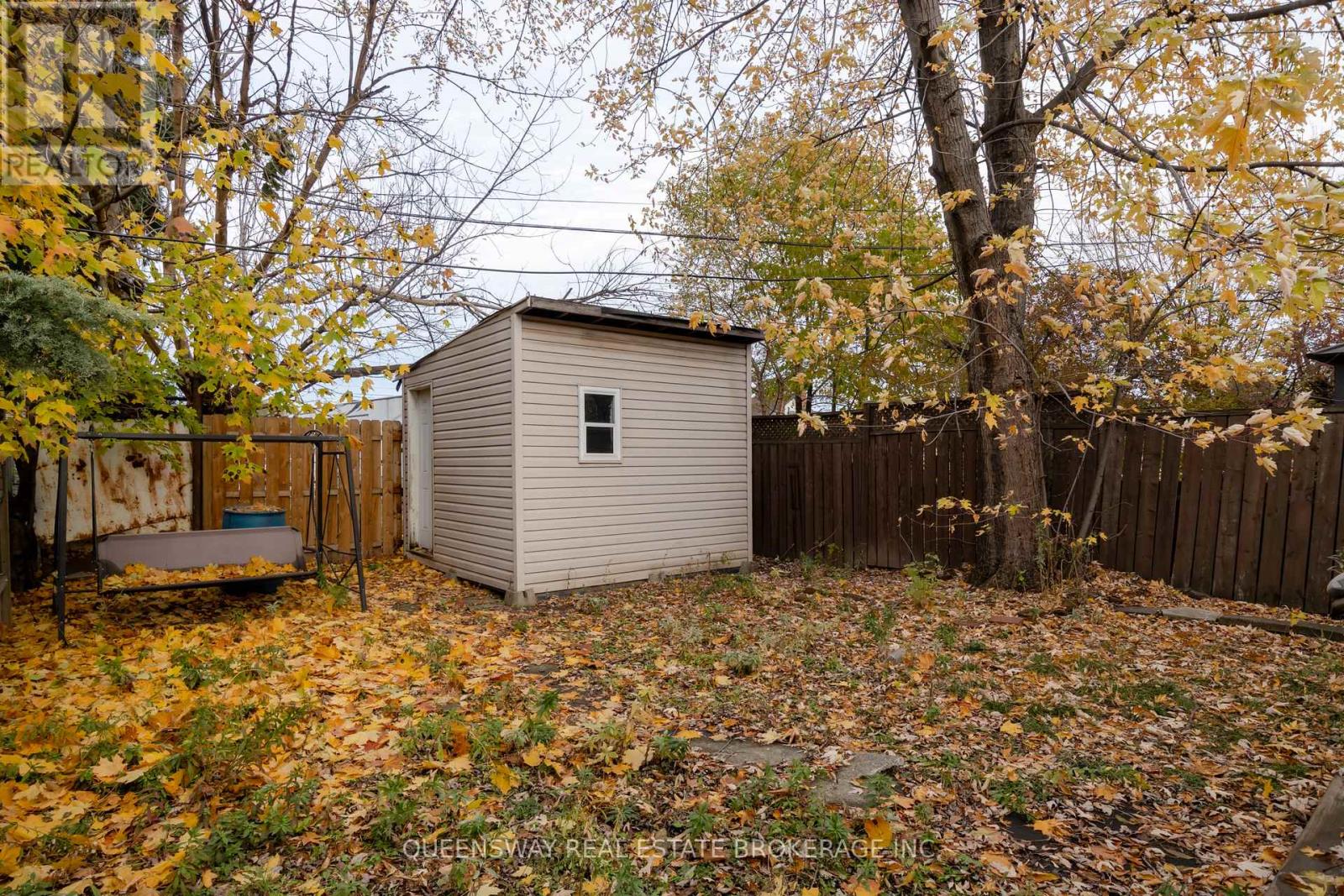 37 Hope Avenue, Hamilton, Ontario  L8H 2E1 - Photo 15 - X12545740