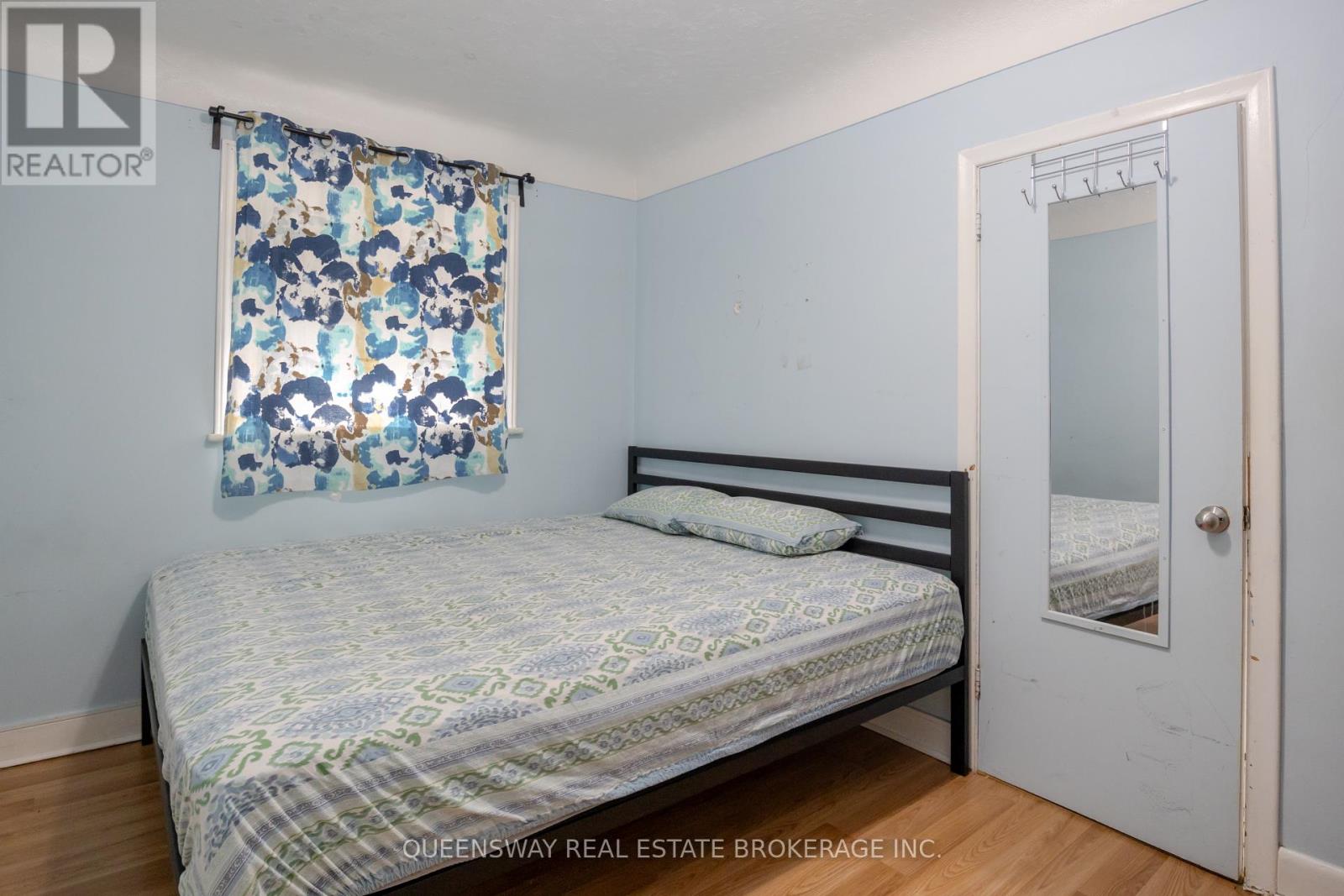 37 Hope Avenue, Hamilton, Ontario  L8H 2E1 - Photo 9 - X12545740