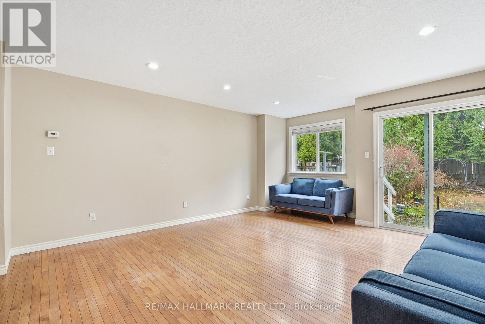 182 Kingswood Drive, Kitchener, Ontario  N2E 1S9 - Photo 10 - X12545762