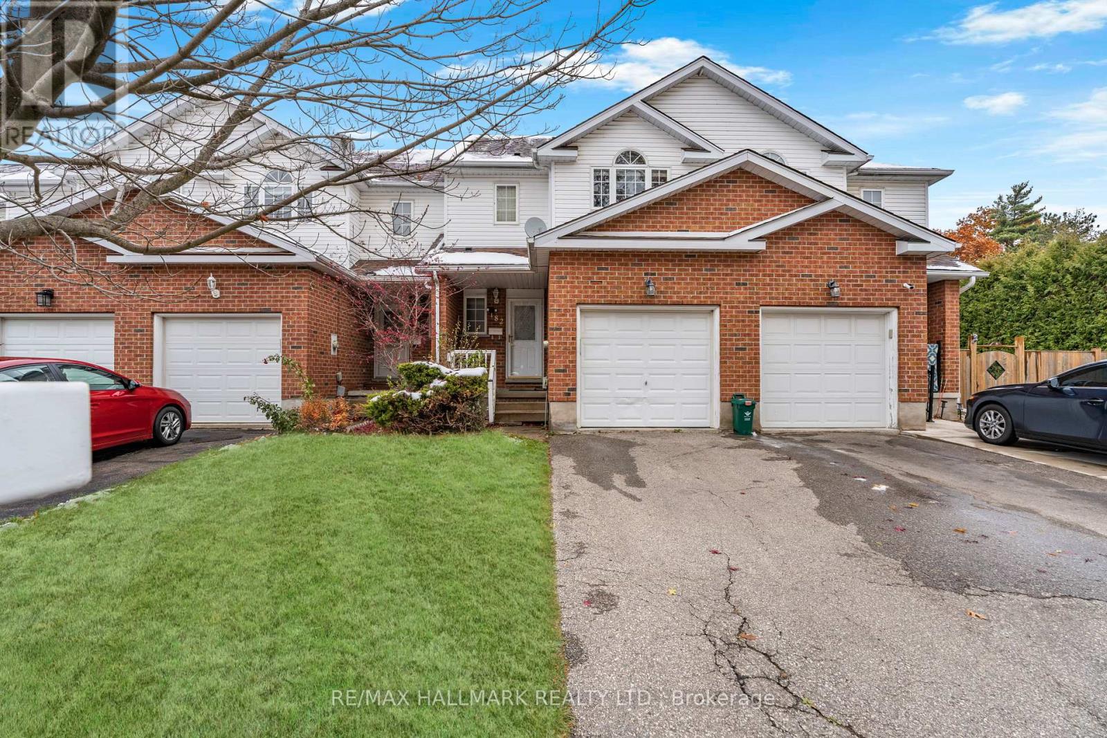 182 Kingswood Drive, Kitchener, Ontario  N2E 1S9 - Photo 2 - X12545762