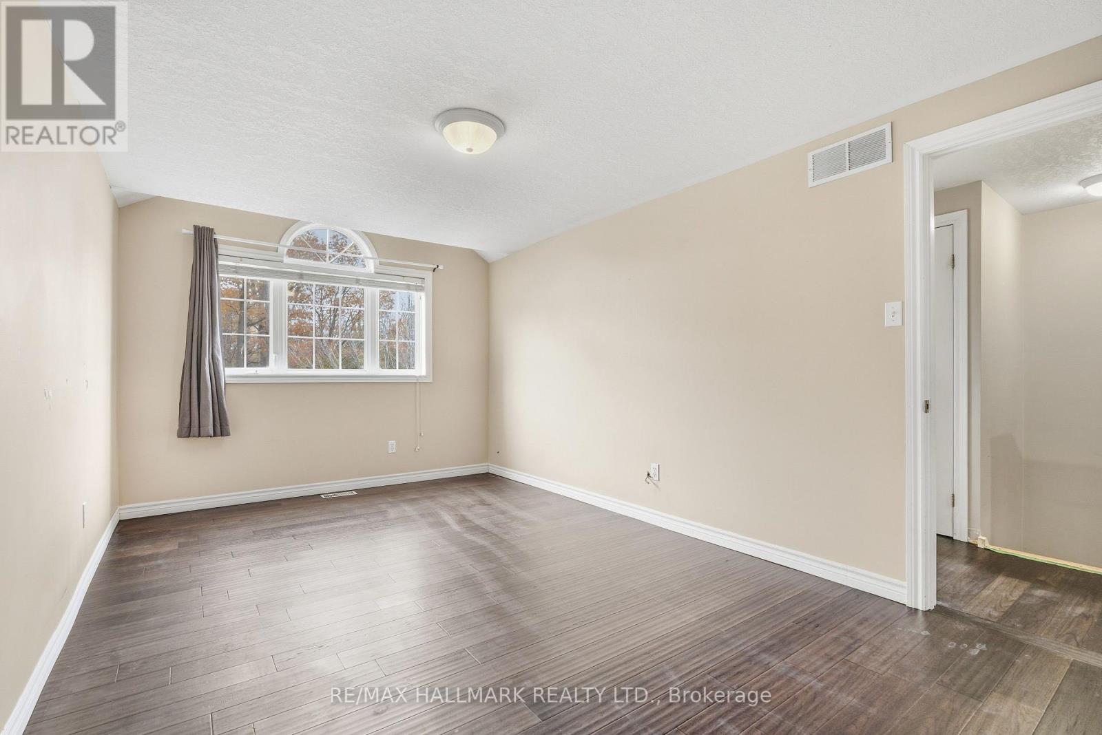 182 Kingswood Drive, Kitchener, Ontario  N2E 1S9 - Photo 22 - X12545762