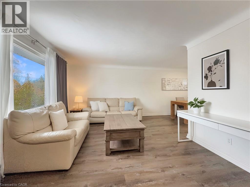 238 Kent Crescent, Burlington, Ontario L7L 4T1 - Photo 7 - 40788285