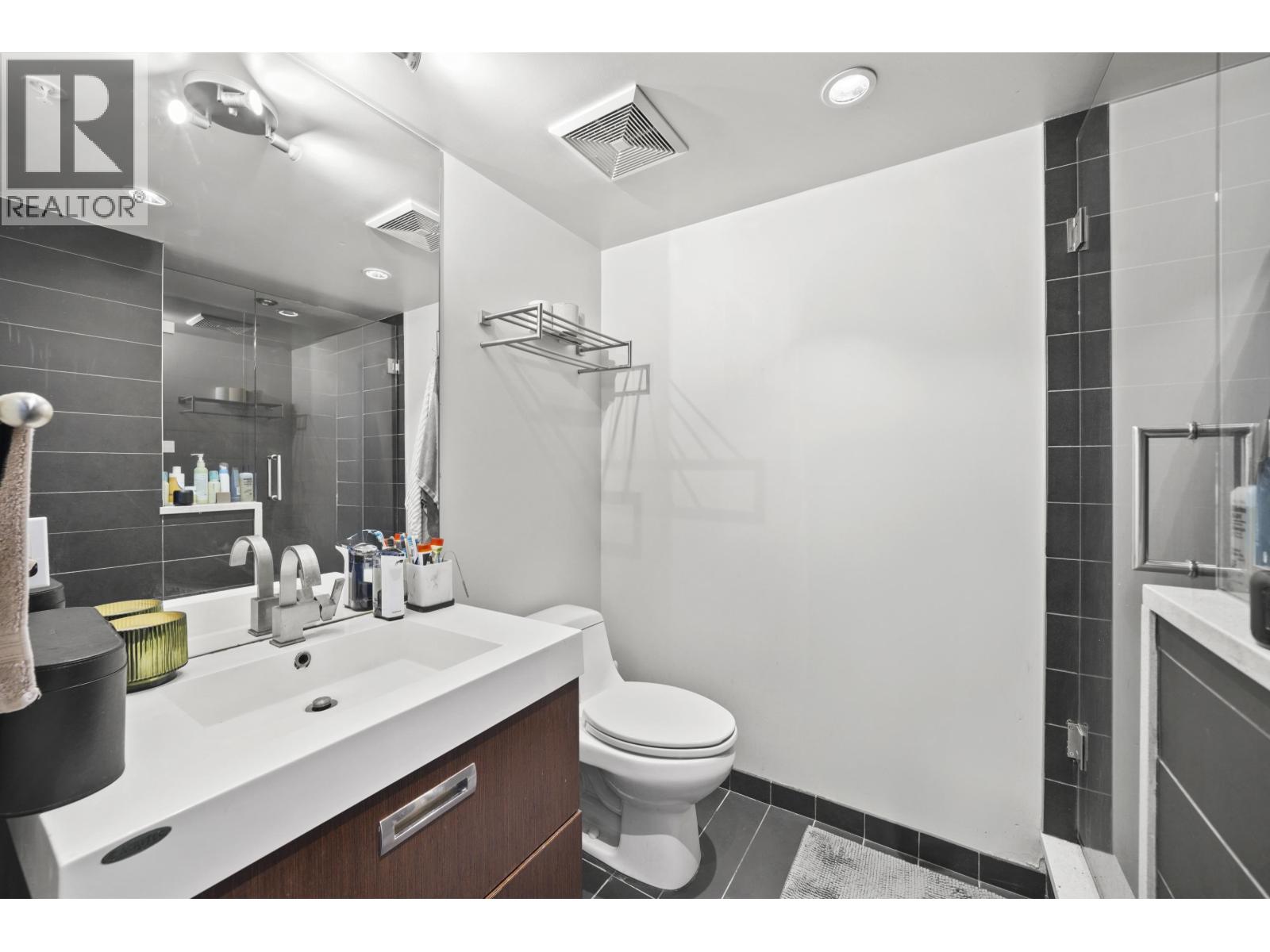 1708 1055 Richards Street, Vancouver, British Columbia  V6B 0C2 - Photo 18 - R3067456