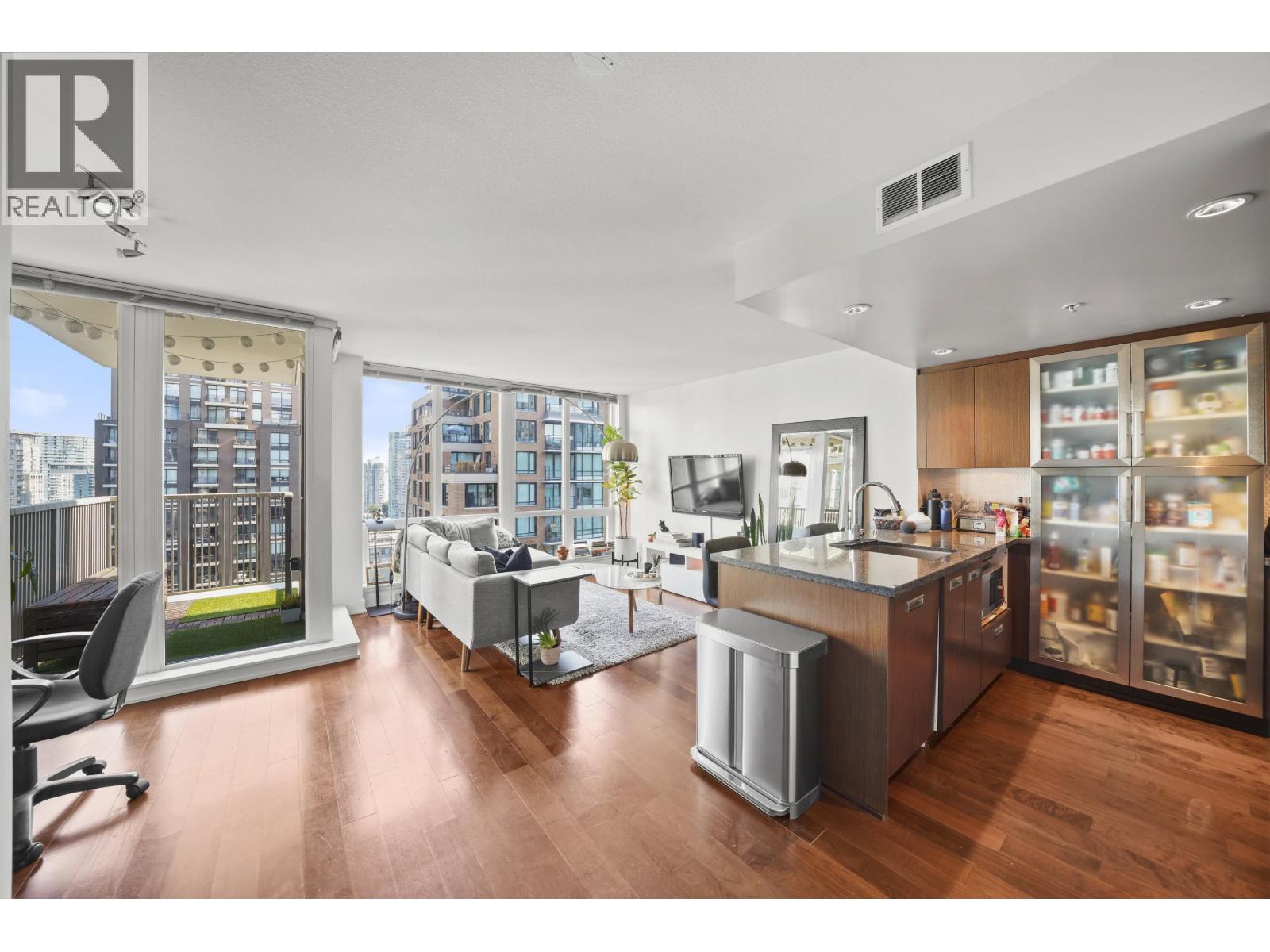 1708 1055 Richards Street, Vancouver, British Columbia  V6B 0C2 - Photo 6 - R3067456