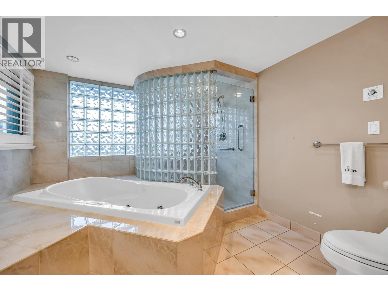 6 1350 W 14 Avenue, Vancouver, British Columbia  V6H 1R1 - Photo 12 - R3067466