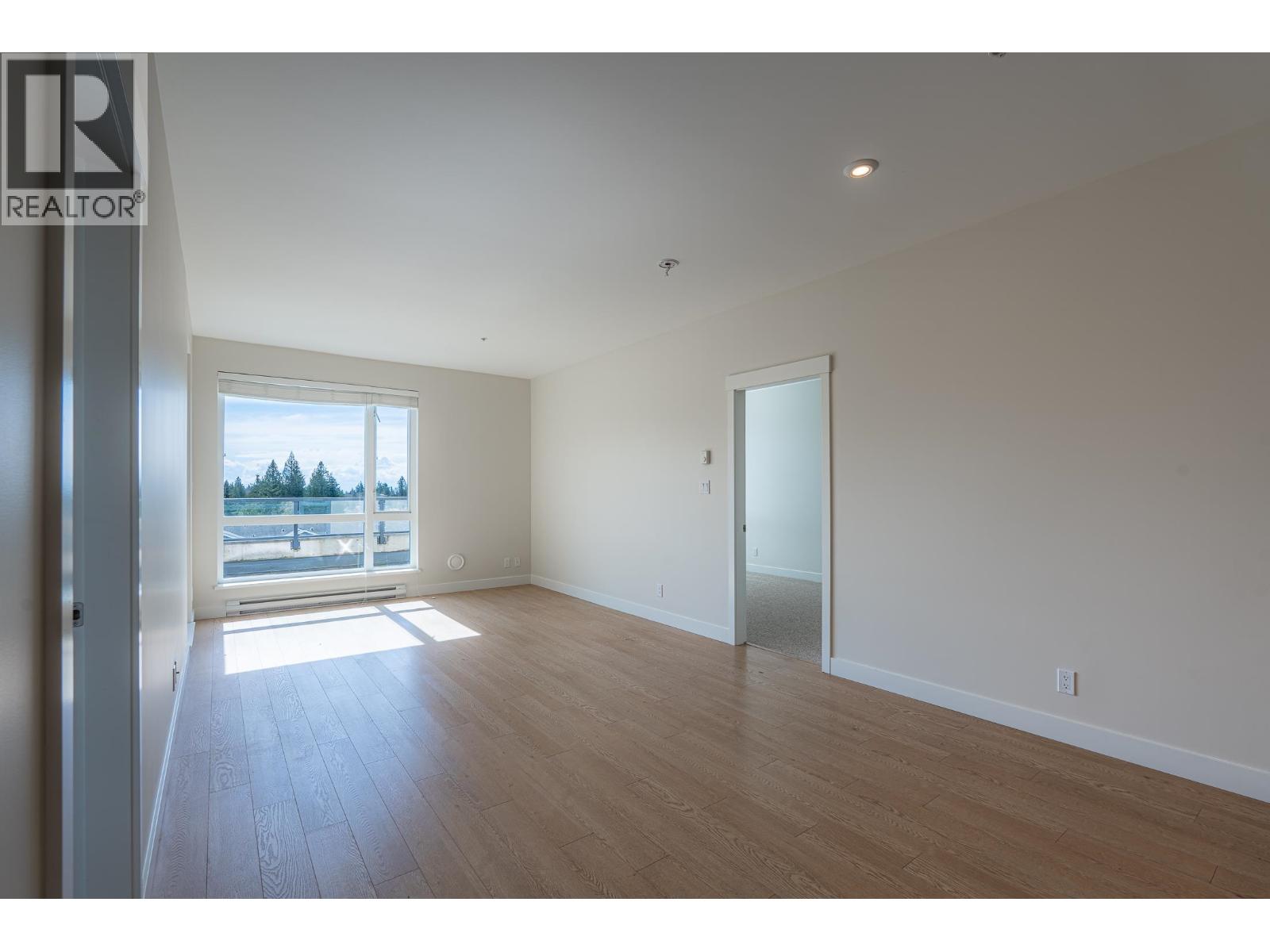 208 875 Gibsons Way, Gibsons, British Columbia V0N 1V0 - Photo 10 - R3067469