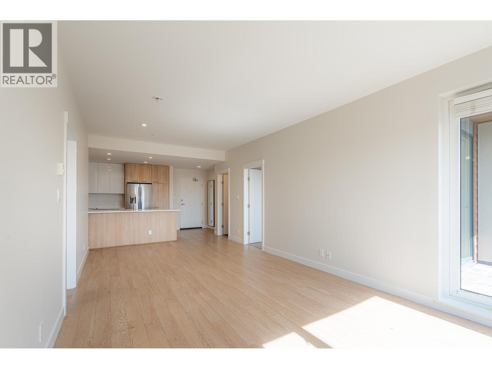 208 875 Gibsons Way, Gibsons, British Columbia V0N 1V0 - Photo 8 - R3067469