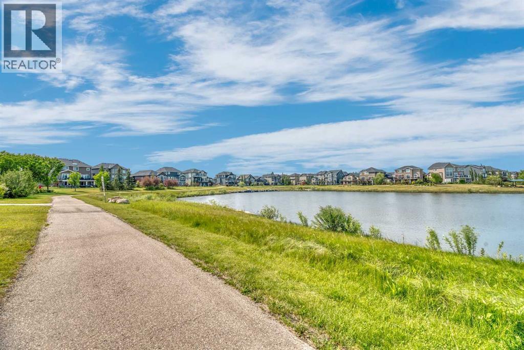 341 Rainbow Falls Way, Chestermere, Alberta  T1X 1W5 - Photo 7 - A2234898