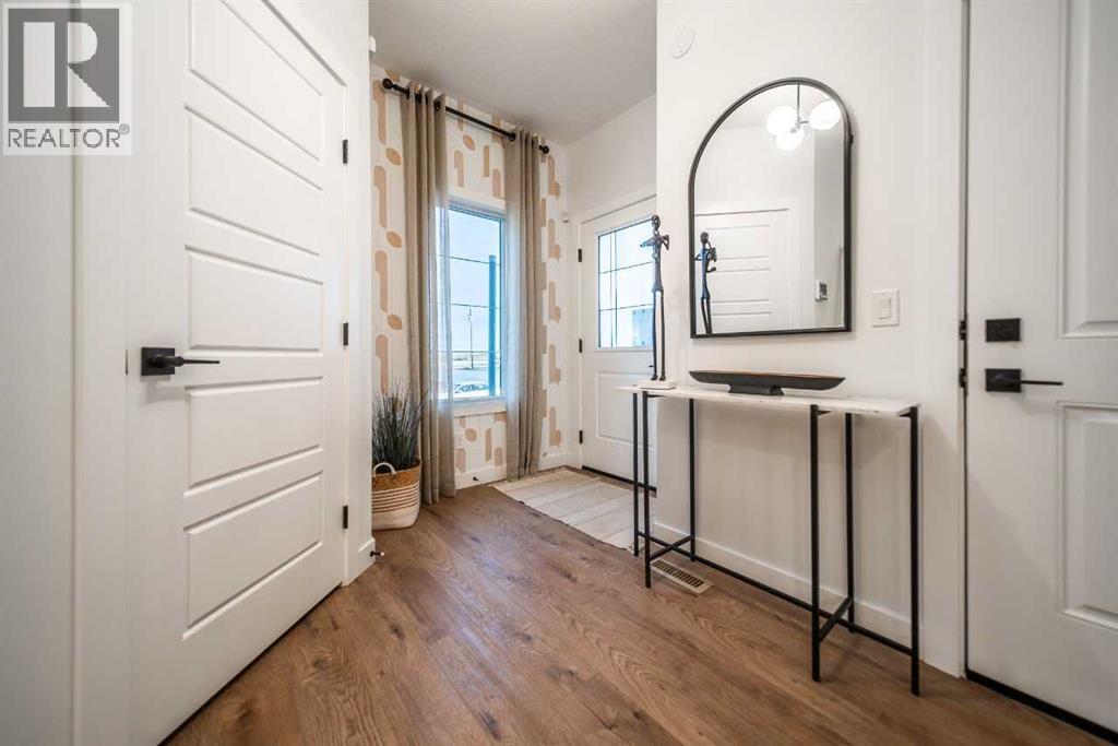 17 Albright Drive, Rural Rocky View County, Alberta  T3Z 0K6 - Photo 2 - A2266031