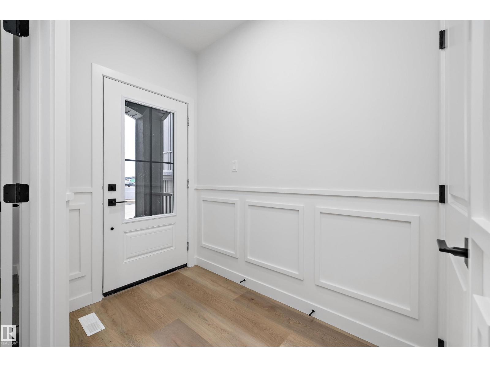 26 Chartres Cl, St. Albert, Alberta  T8T 2C9 - Photo 3 - E4460106